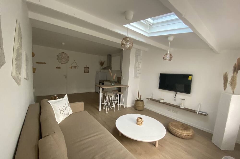Photo of Livingroom in Chaumontel