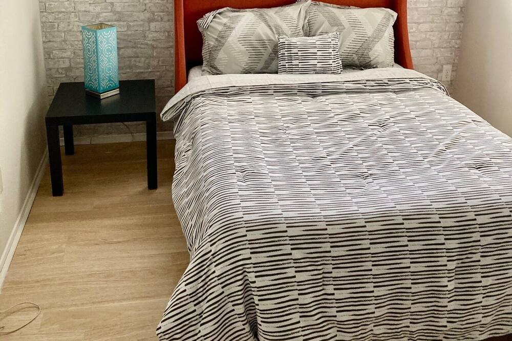 Photo of Bedroom in Garden Oaks