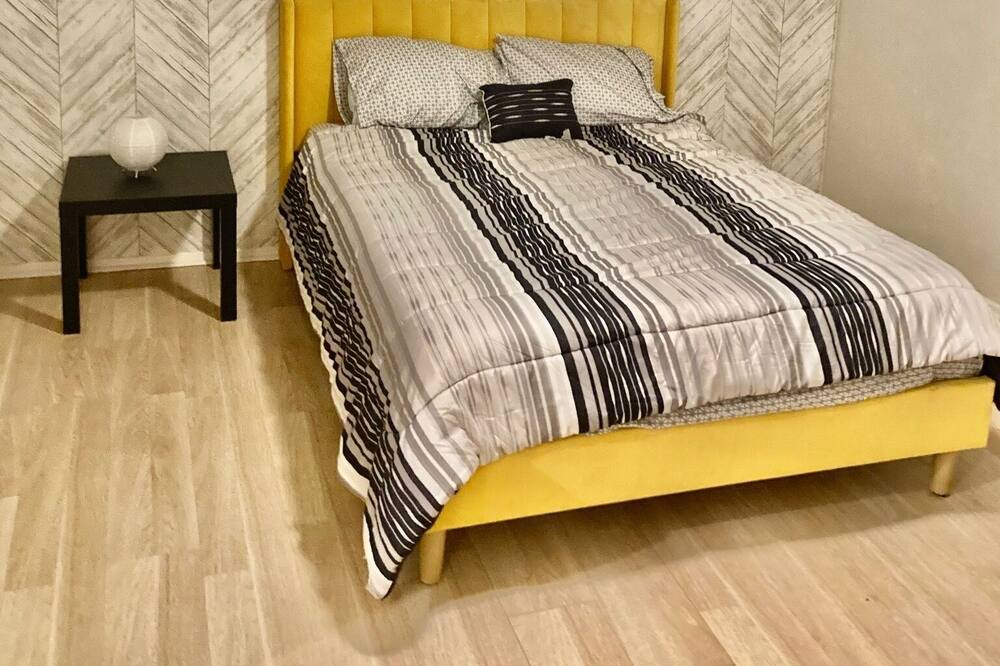 Photo of Bedroom in Garden Oaks