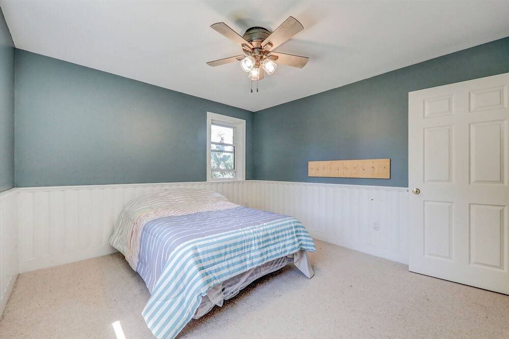 Photo of Bedroom in Rosedale