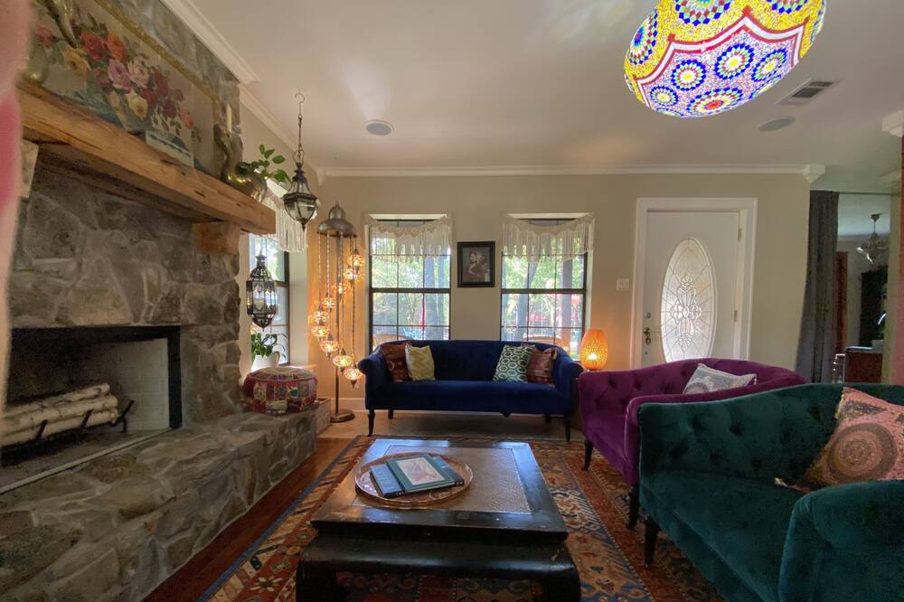 Photo of Livingroom in Decatur