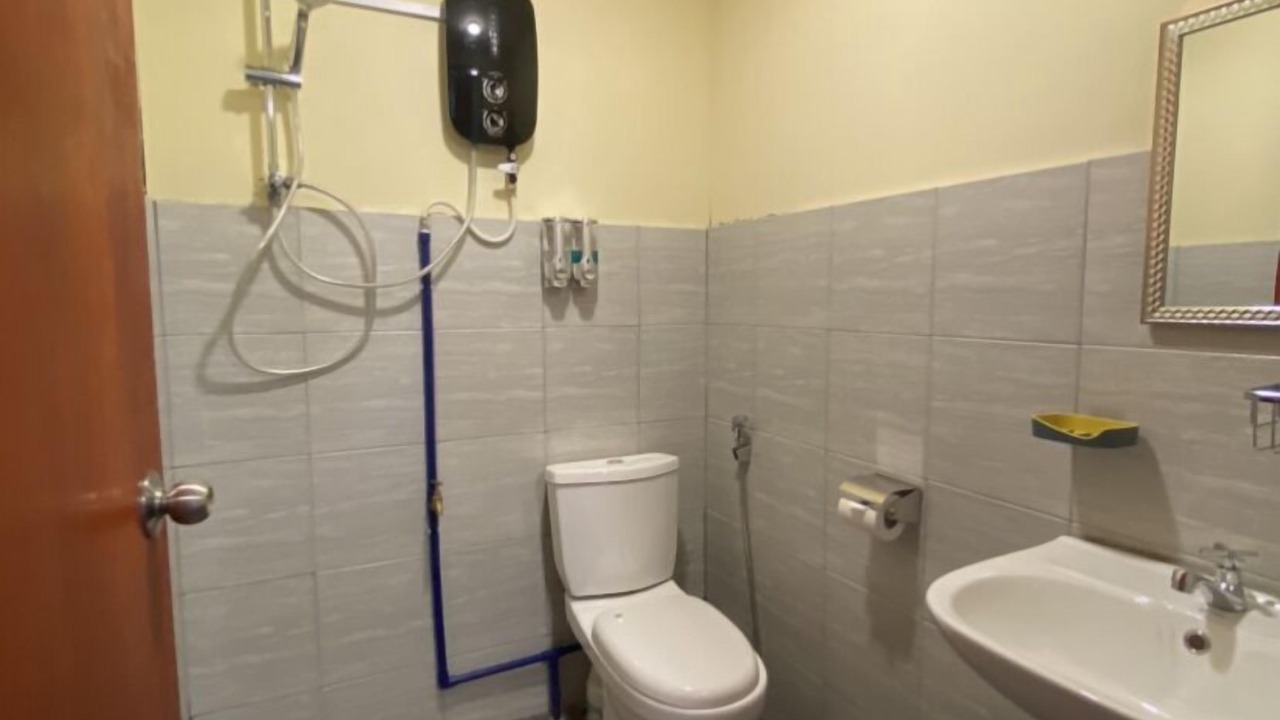 Photo of Bathroom in Tenghilan