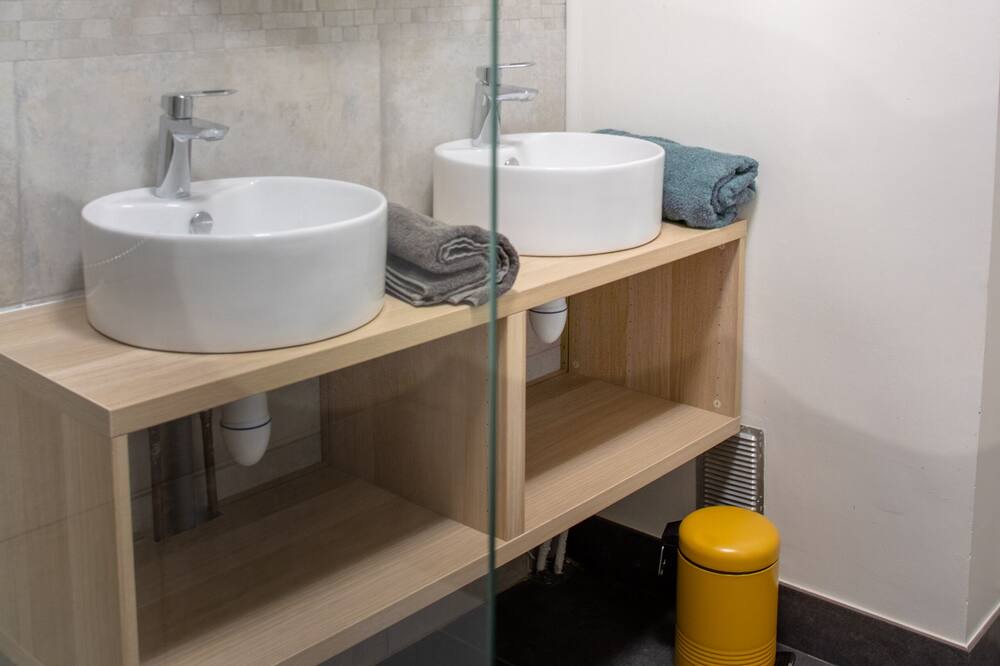 Photo of Bathroom in Dufau-Tourasse