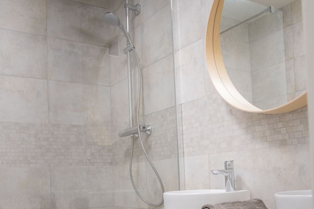 Photo of Bathroom in Dufau-Tourasse