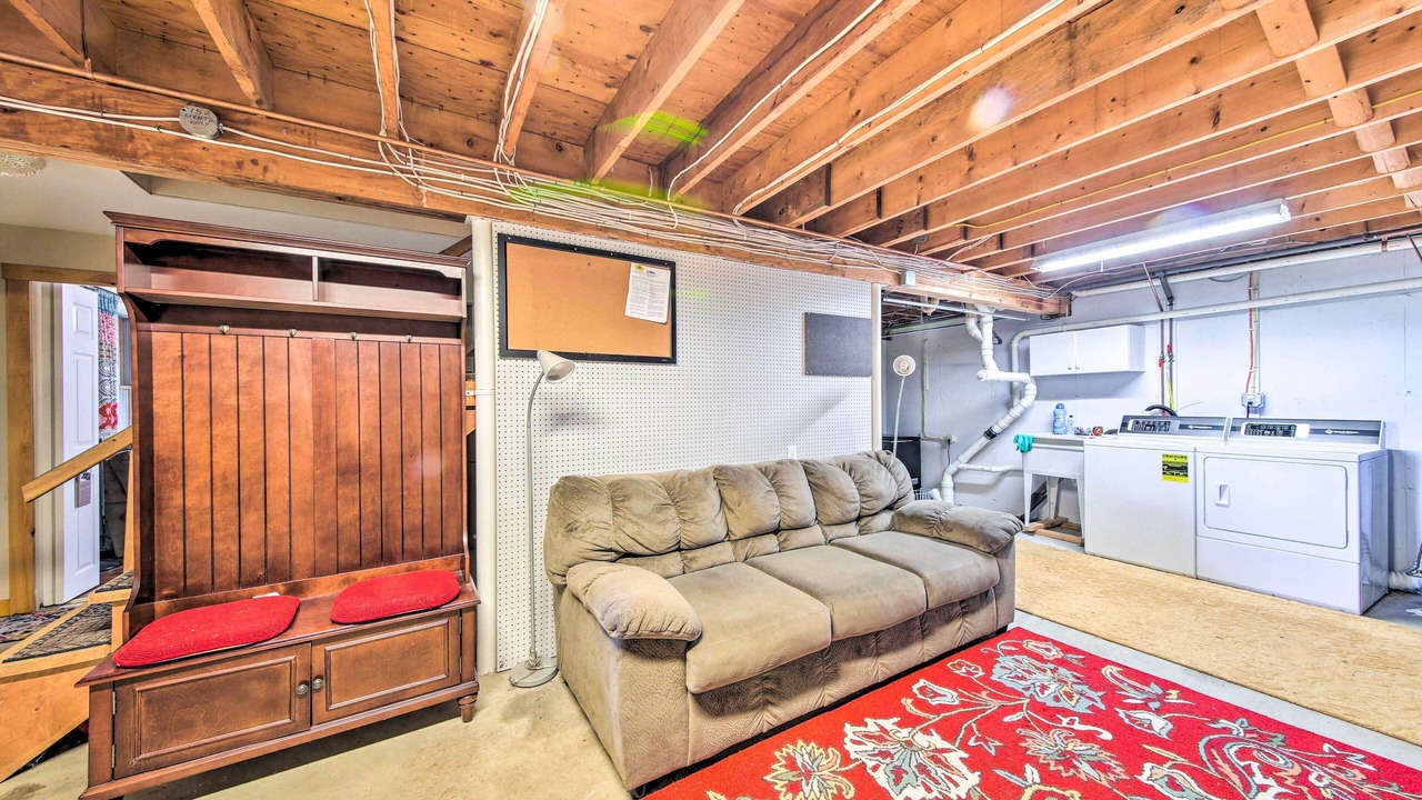 Photo of Livingroom in Gouldsboro