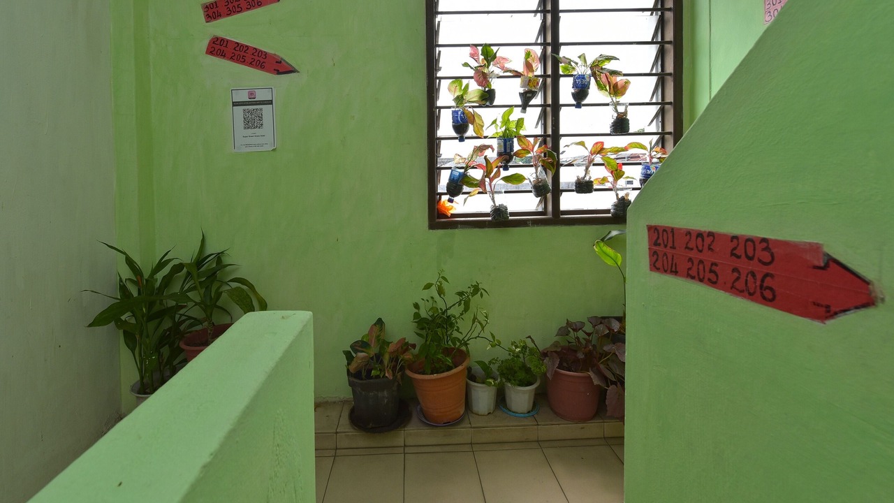 Photo of Others in Pegawai