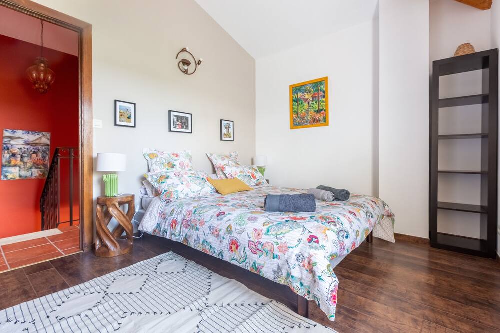 Photo of Bedroom in Castin