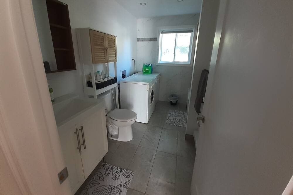 Photo of Bathroom in Chateauguay