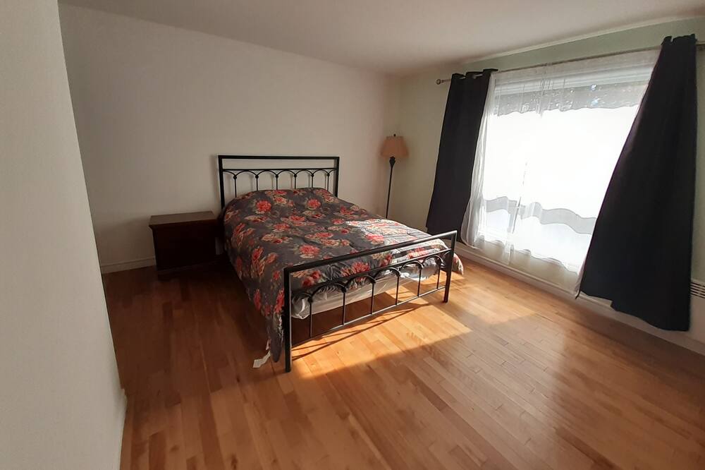 Photo of Bedroom in Chateauguay