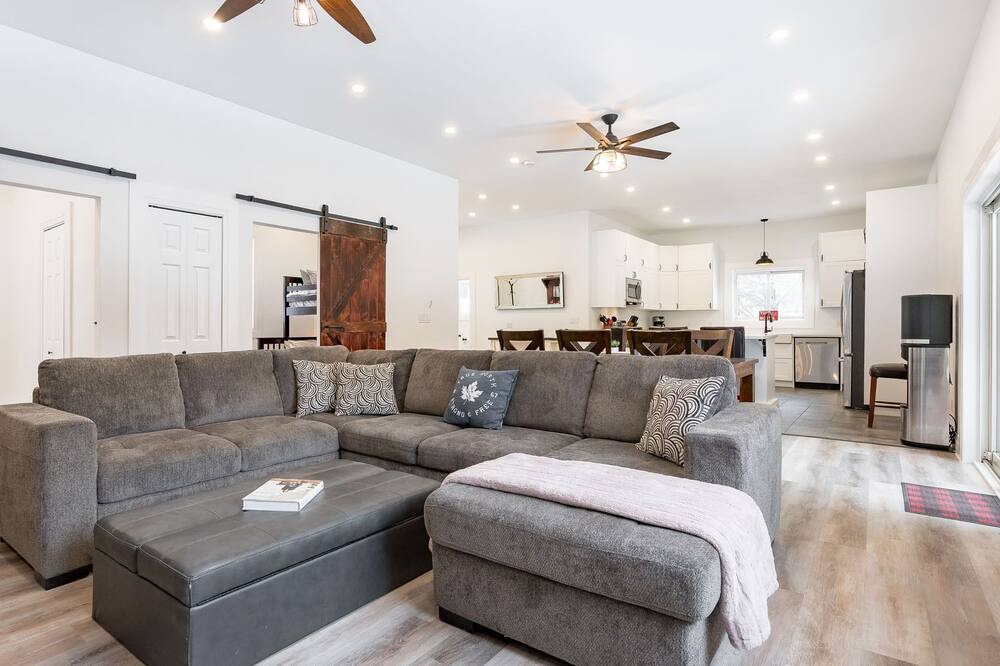 Photo of Livingroom in Sebright