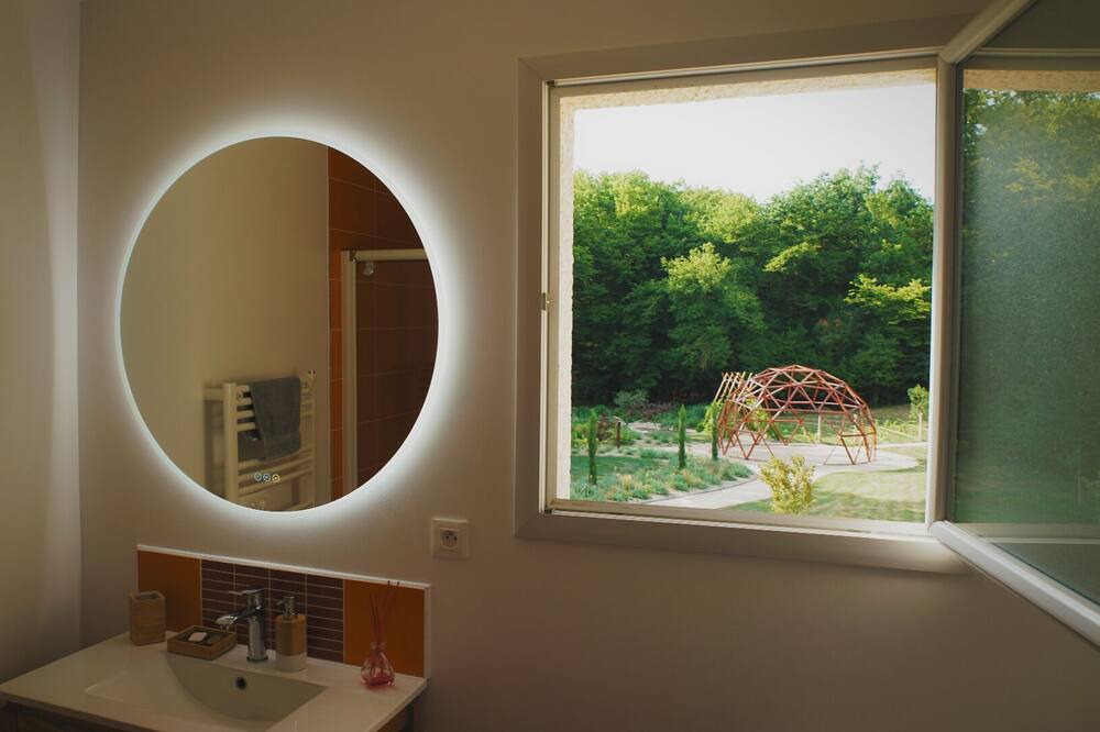 Photo of Bathroom in Parmilieu