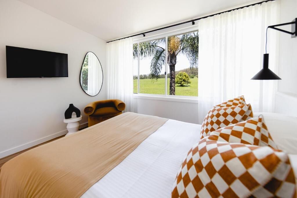 Photo of Others in Berry