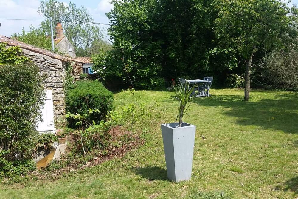 Photo of Outdoor in Bazoges-en-Pareds