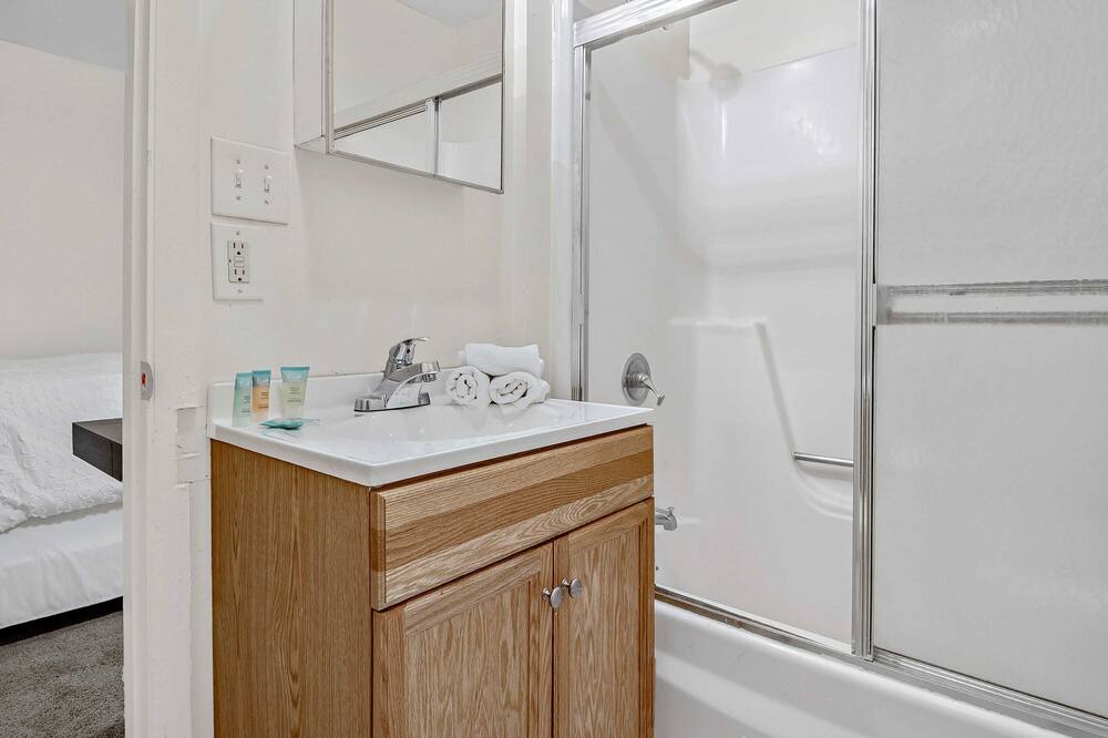 Photo of Bathroom in Highspire