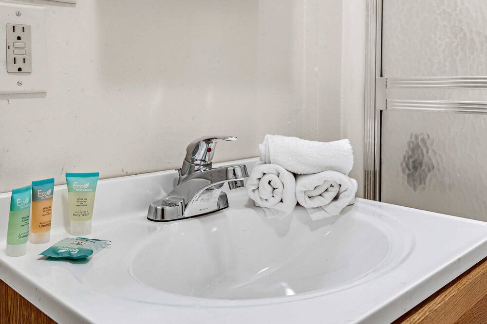 Photo of Bathroom in Highspire