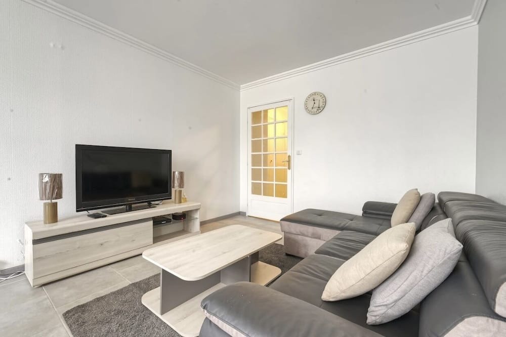 Photo of Livingroom in Quartier Sapins-Chatelet-Lombardie