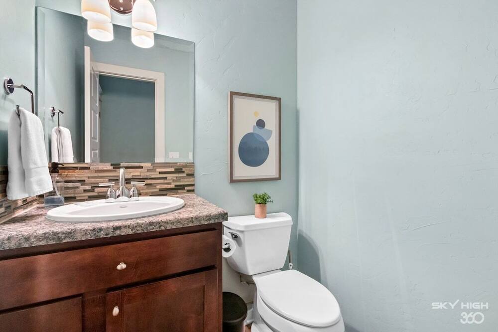 Photo of Bathroom in Siloam Springs
