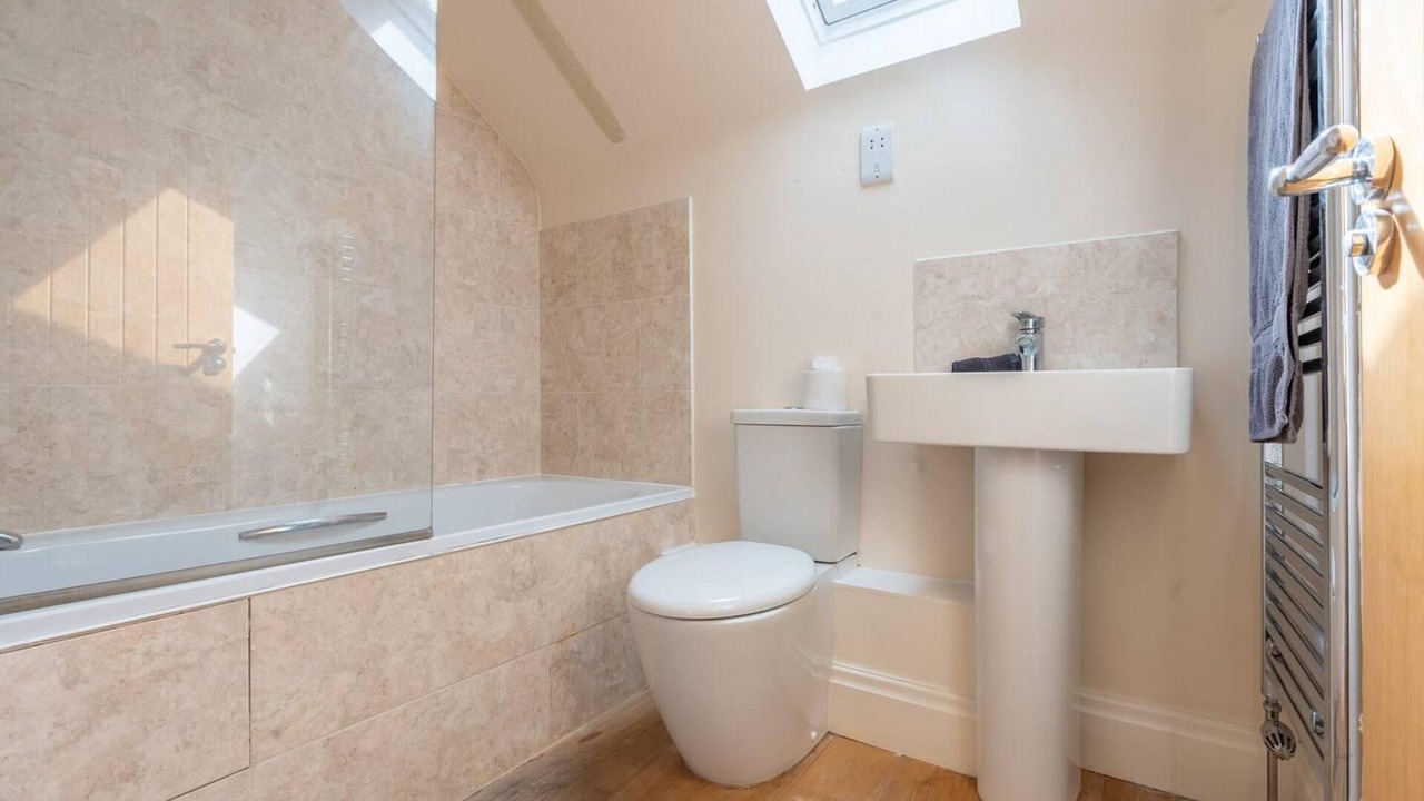 Photo of Bathroom in Caerleon
