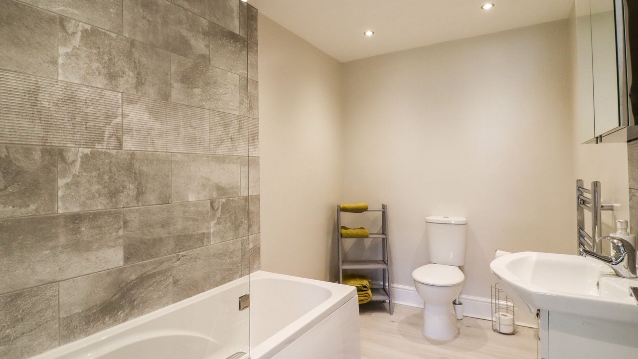 Photo of Bathroom in Walsden