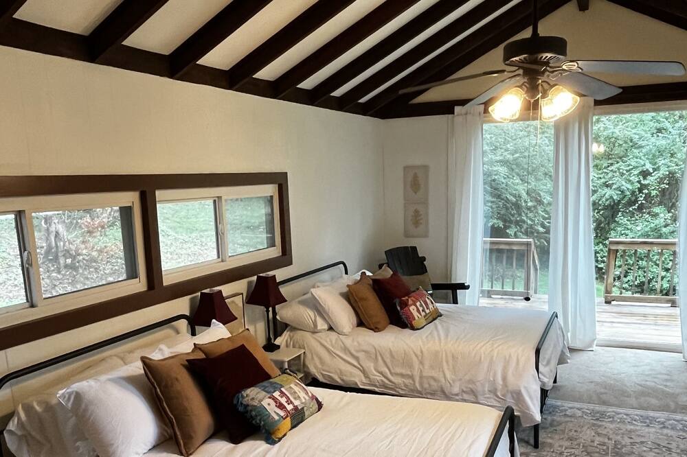 Photo of Bedroom in Mena