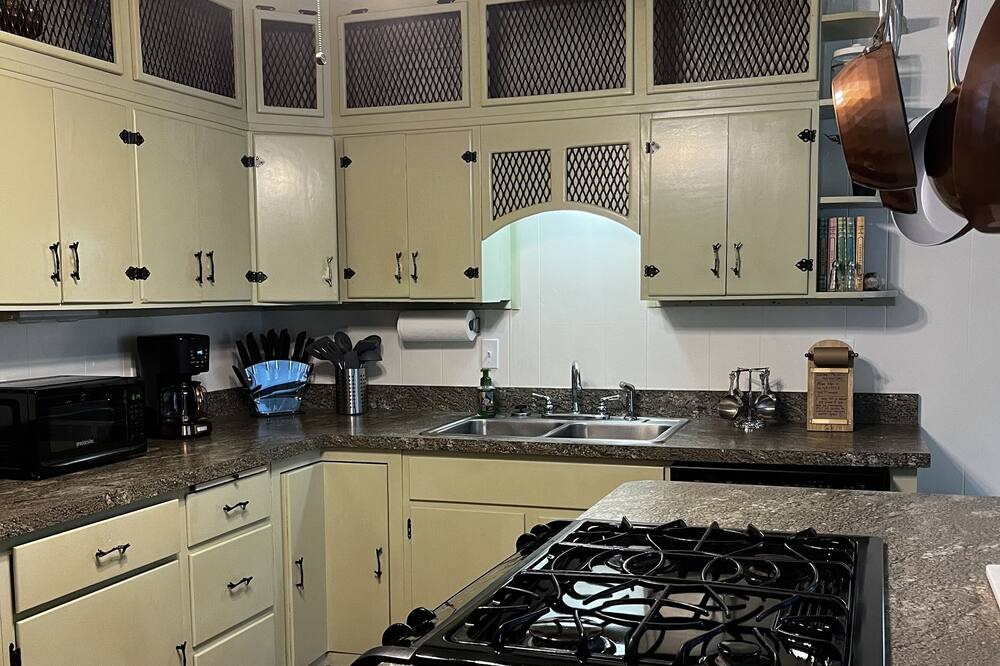 Photo of Kitchen in Mena