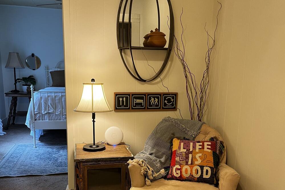 Photo of Bedroom in Mena