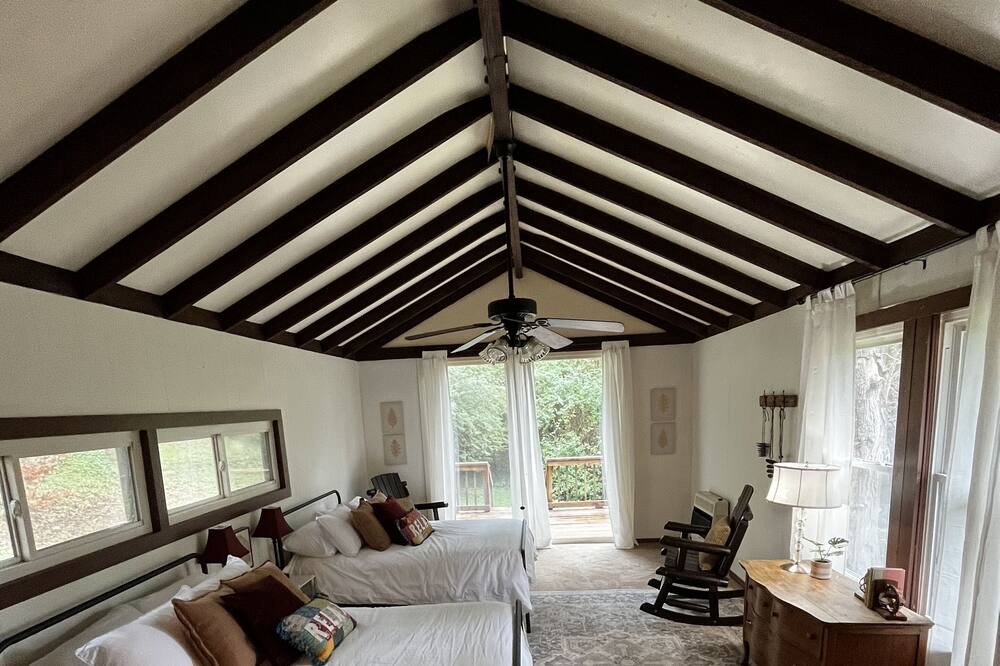 Photo of Bedroom in Mena