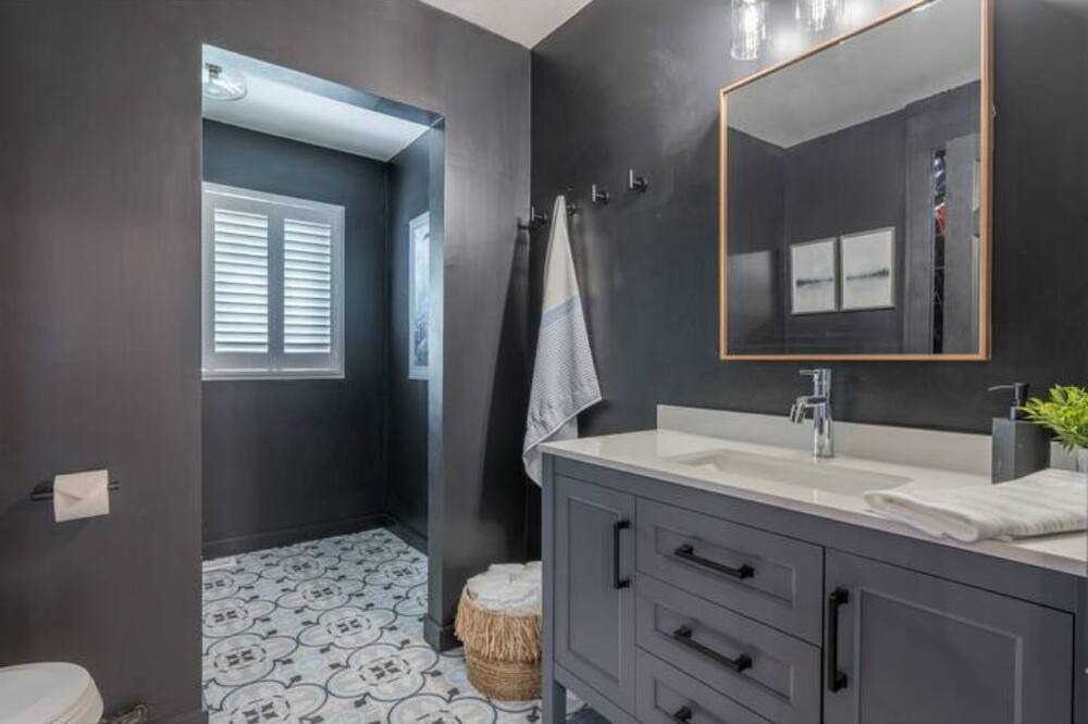 Photo of Bathroom in Roseneath