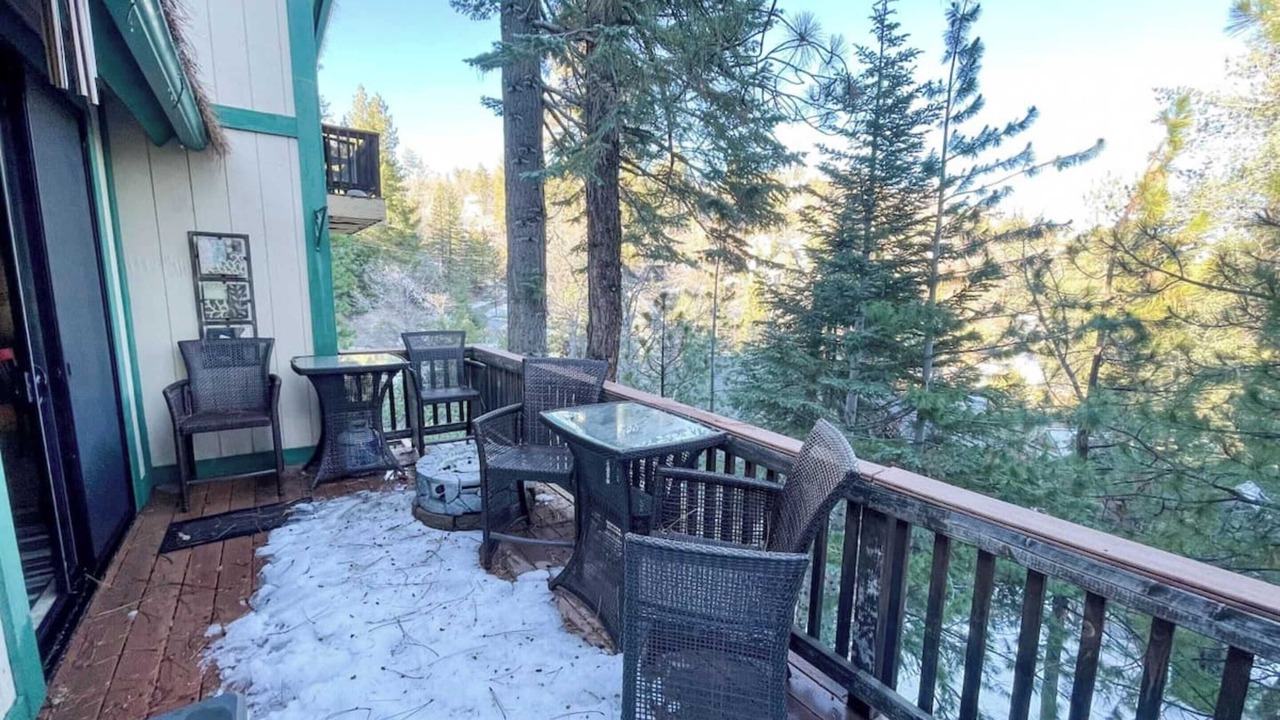 Photo of Others in Lake Arrowhead