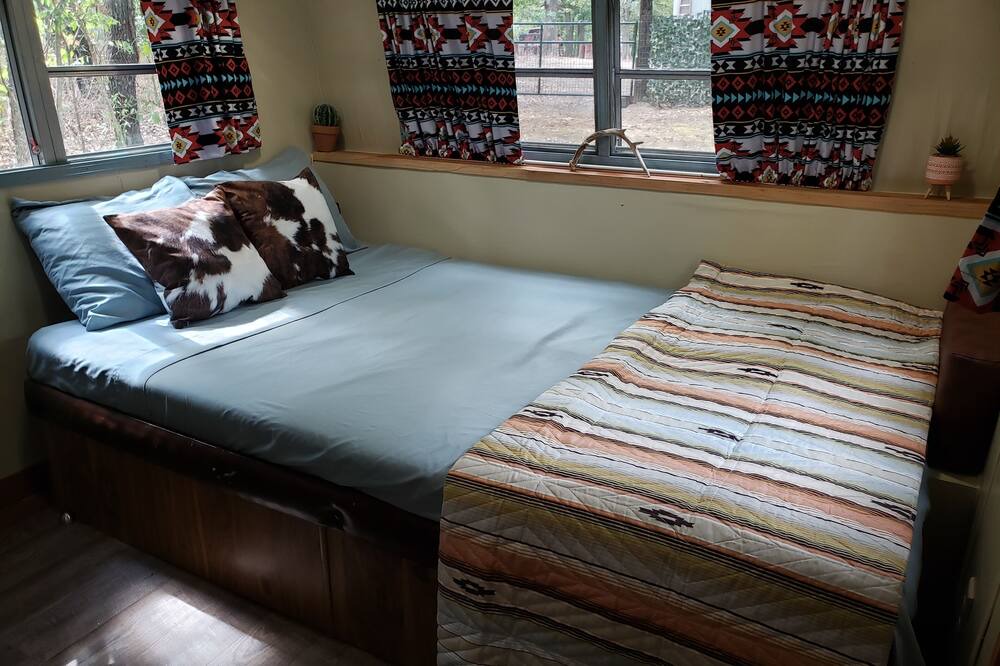 Photo of Bedroom in Bartlesville