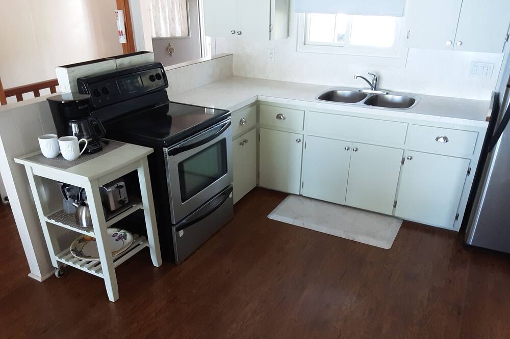 Photo of Kitchen in Port McNicoll