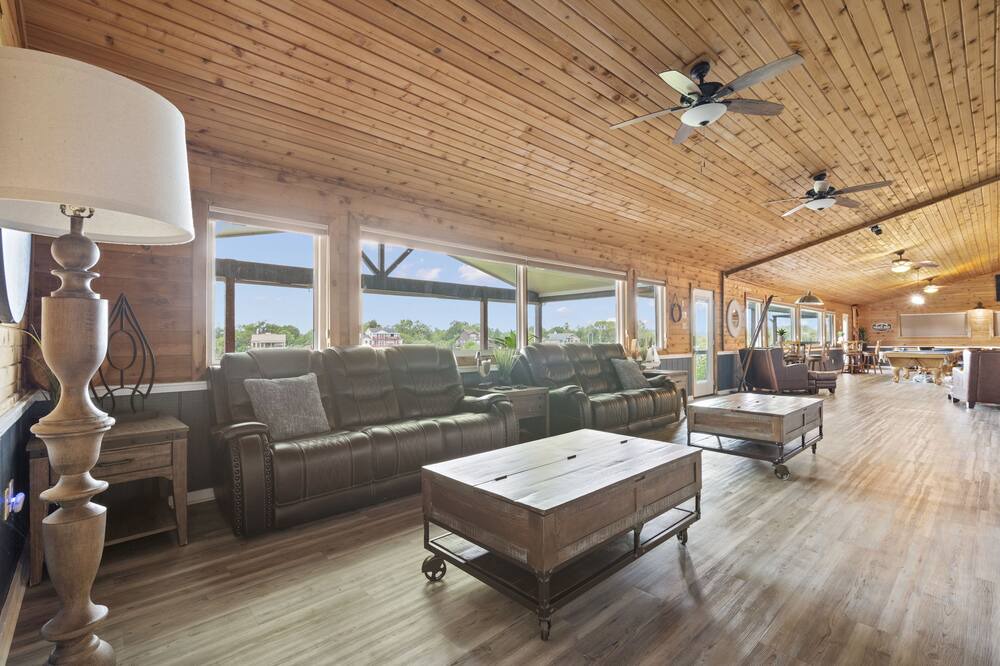 Photo of Livingroom in Barrett