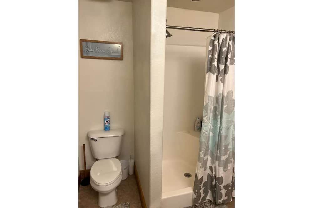 Photo of Bathroom in Elkins