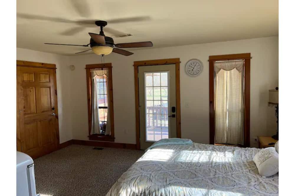 Photo of Bedroom in Elkins