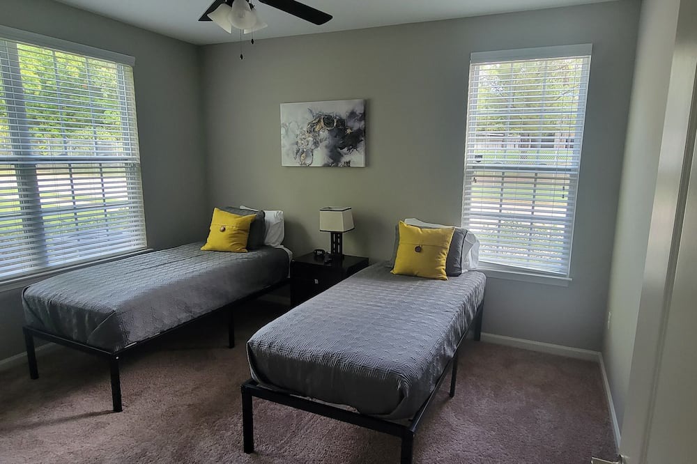 Photo of Bedroom in Collierville