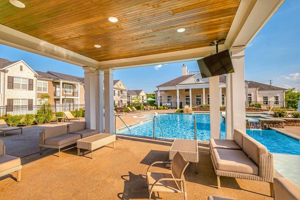 Photo of Outdoor in Collierville