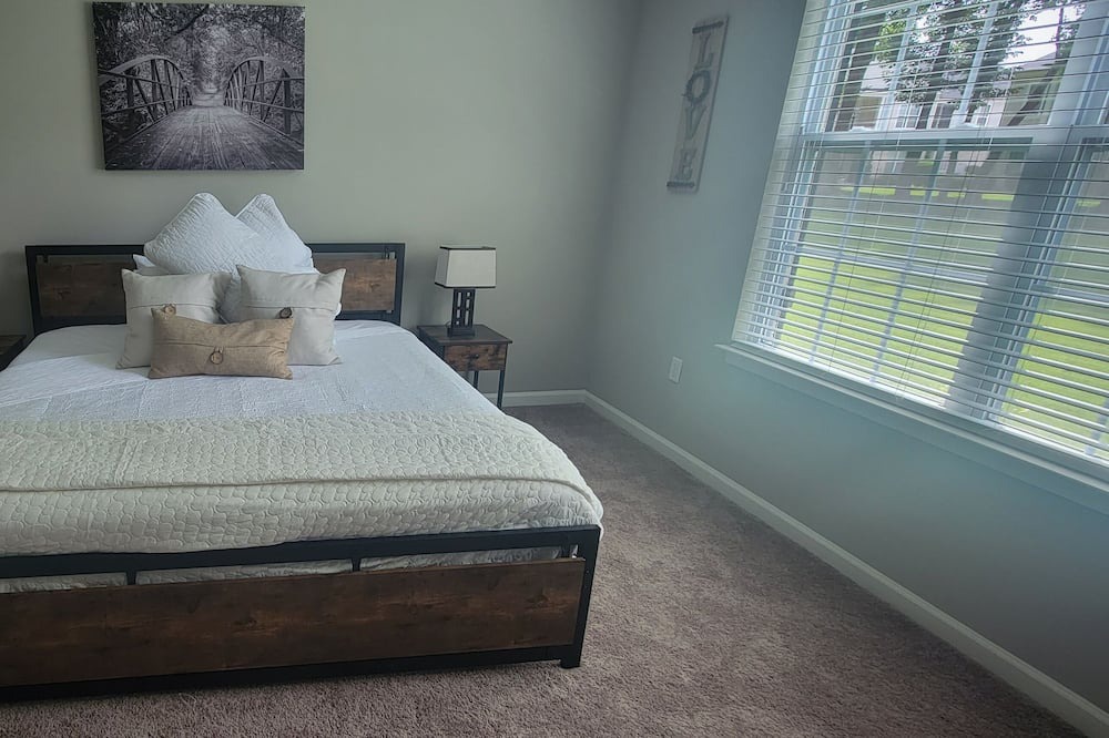 Photo of Bedroom in Collierville