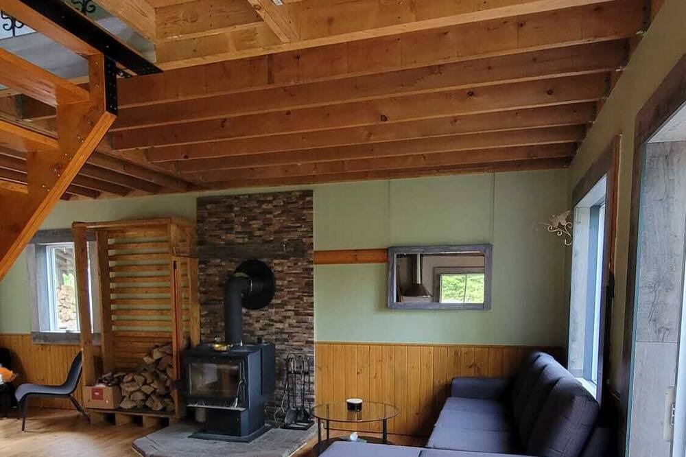Photo of Livingroom in Ferme-Neuve