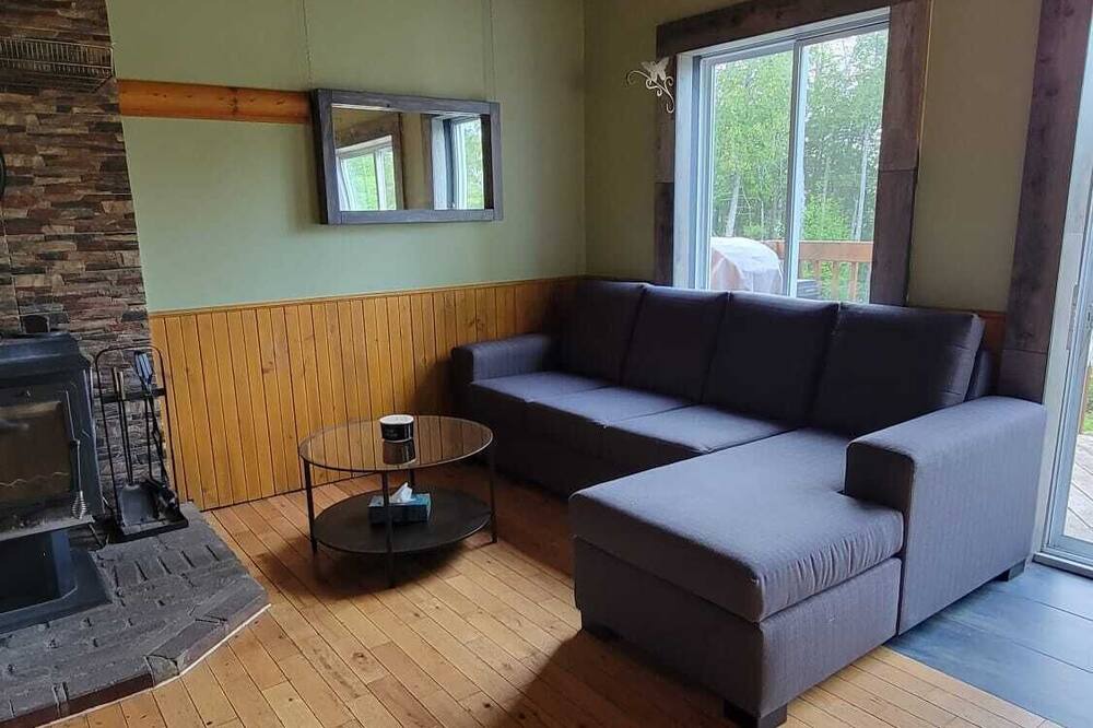 Photo of Livingroom in Ferme-Neuve
