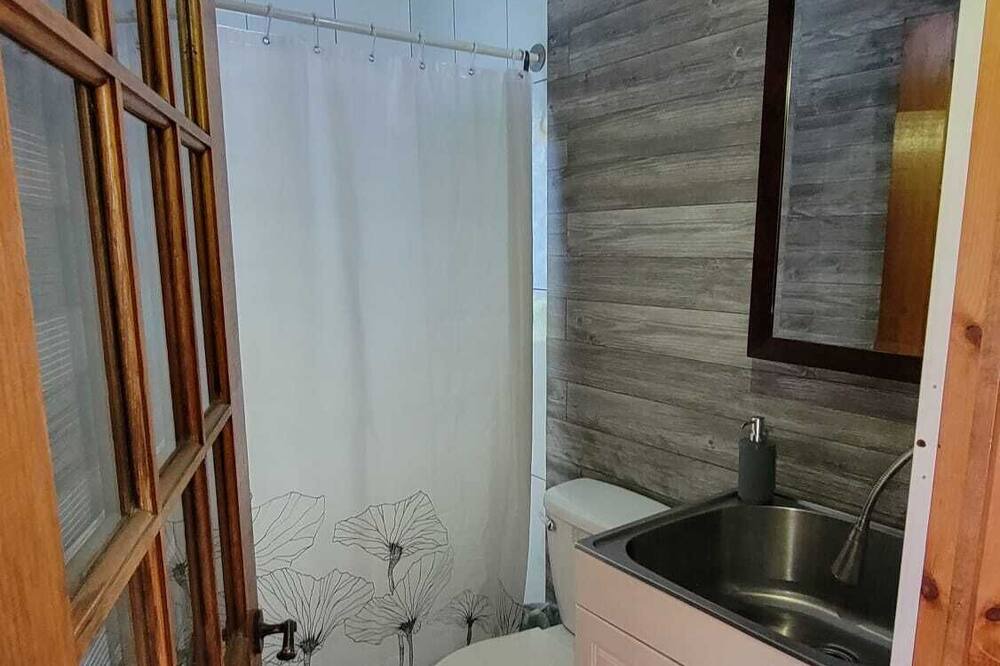 Photo of Bathroom in Ferme-Neuve