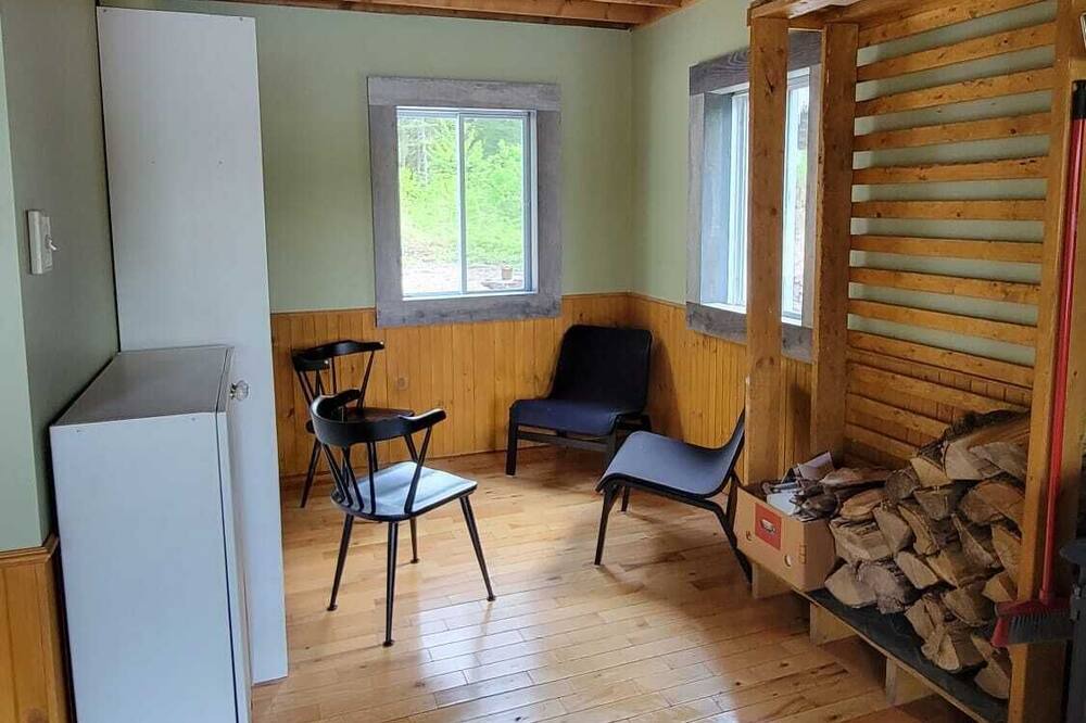 Photo of Livingroom in Ferme-Neuve