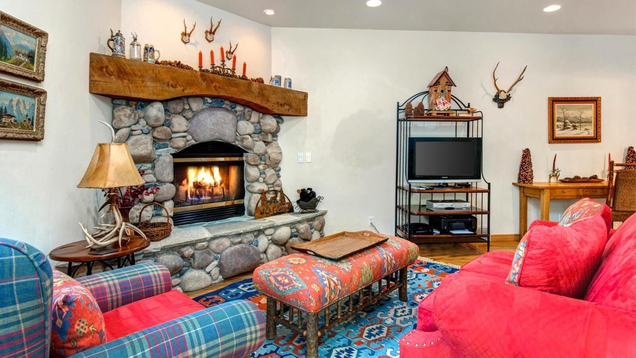 Photo of Livingroom in Deer Valley