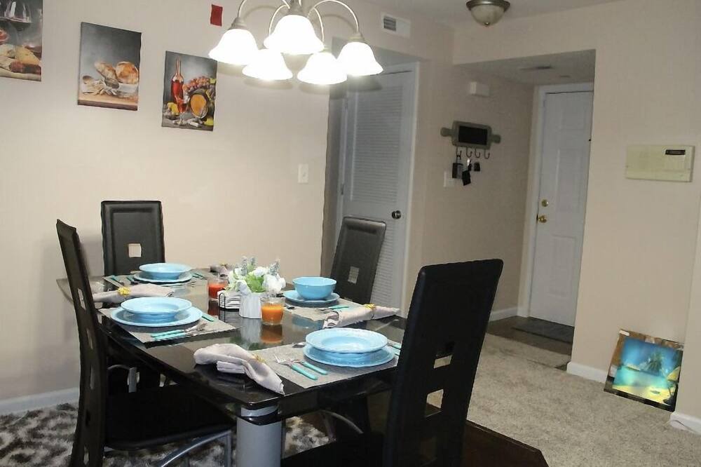 Photo of Livingroom in O'Fallon