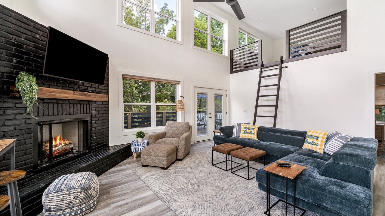 Photo of Livingroom in Smithville