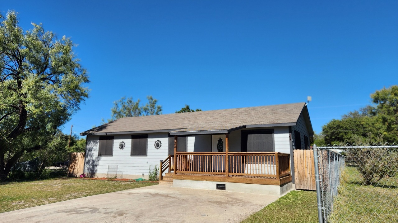 Photo of Outdoor in Brackettville