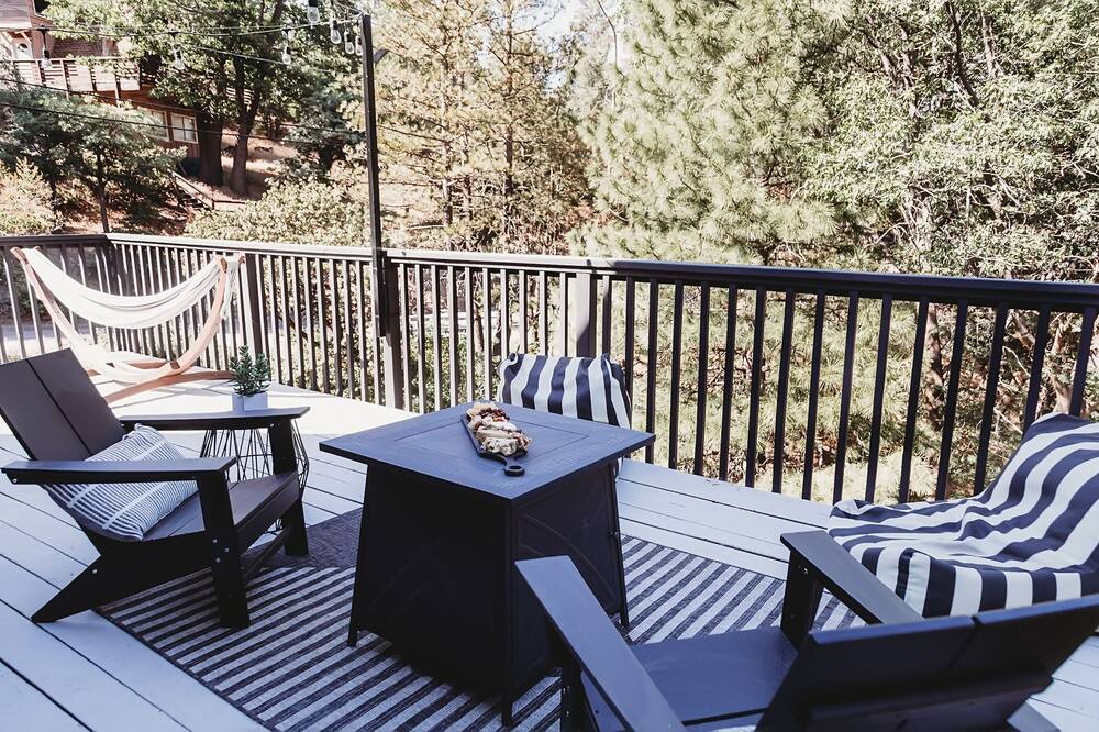 Photo of Patio Balcony in Lake Arrowhead