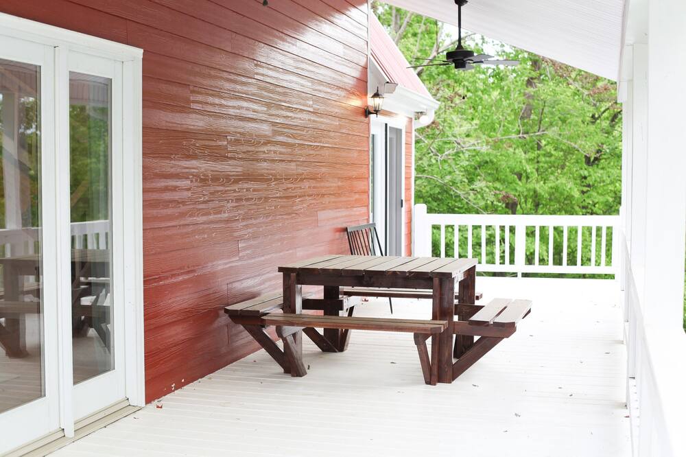 Photo of Patio Balcony in Hilham