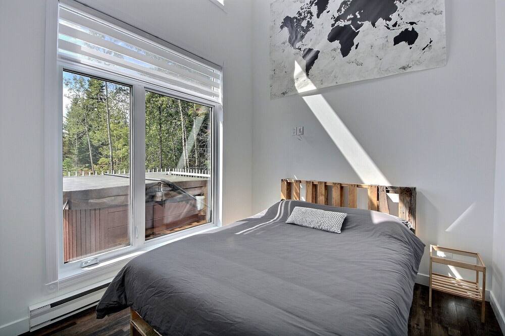 Photo of Bedroom in Alma