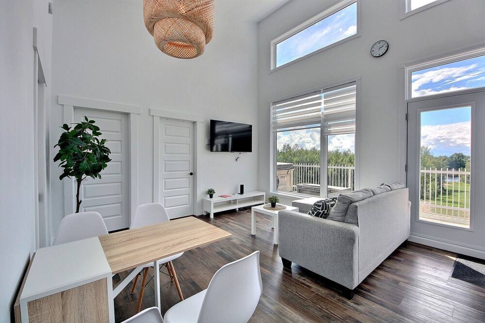 Photo of Livingroom in Alma