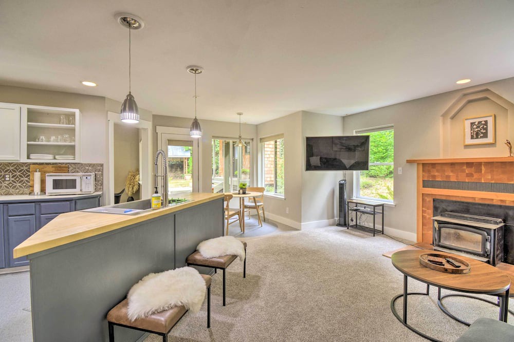 Photo of Others in Suquamish